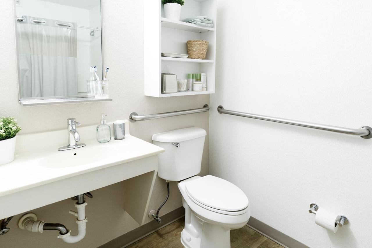 Intown Suites Extended Stay Dallas Tx - North Richland Hills Esterno foto